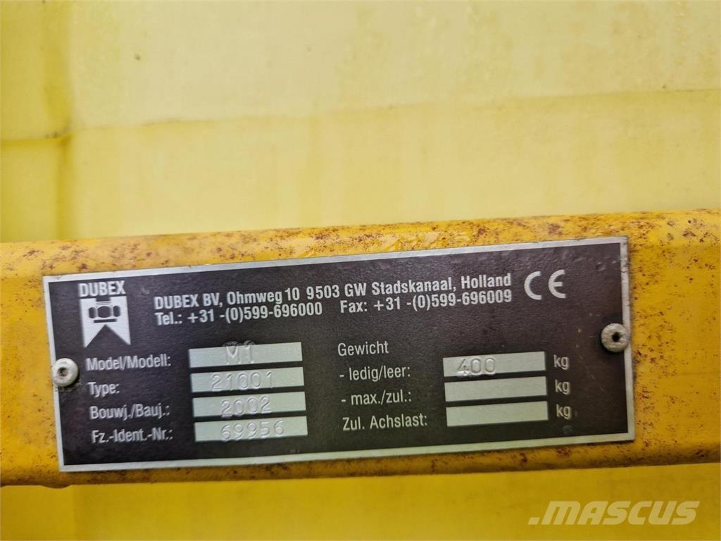 Dubex MODEL 1 Pulverizadores rebocados