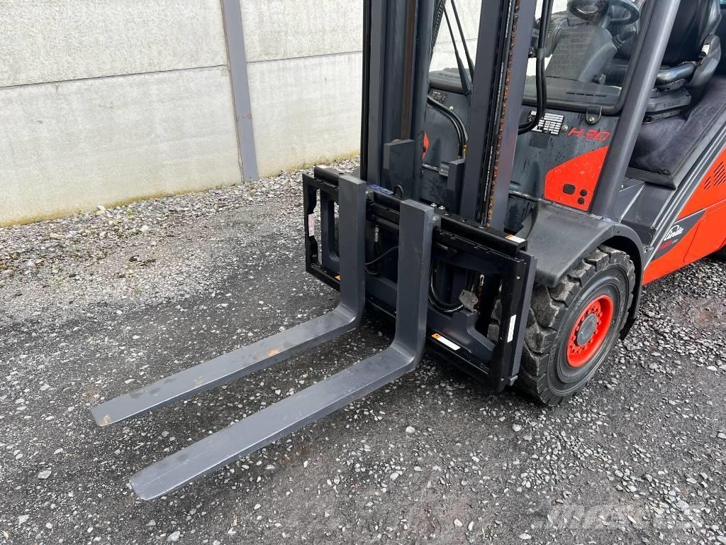 Linde H30T-02 EVO Empilhadores a gás