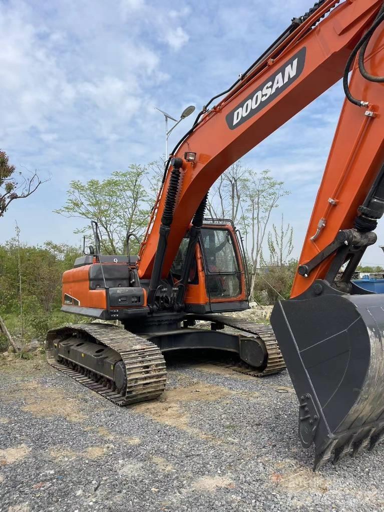 Doosan DX 300 LC Escavadoras de rastos