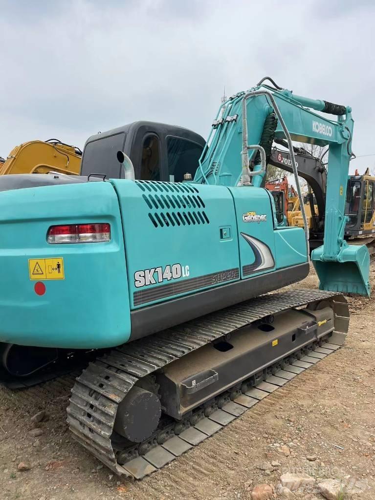 Kobelco SK140 Escavadoras de rastos