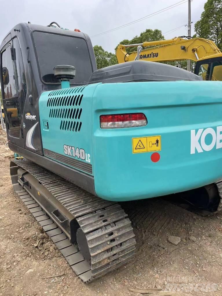Kobelco SK140 Escavadoras de rastos