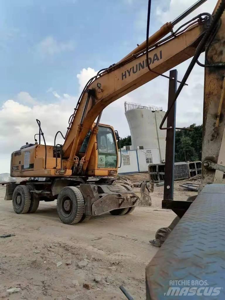Hyundai 210W Escavadoras de rodas