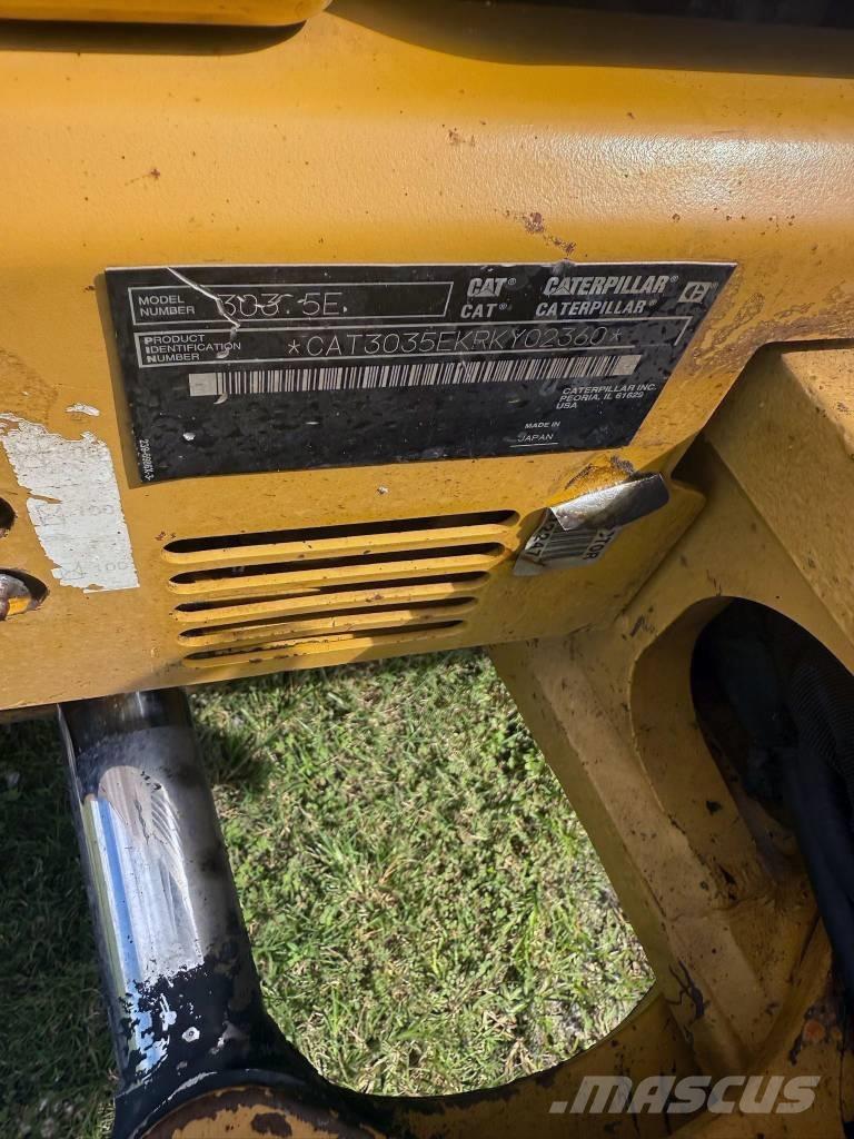 CAT 303.5 E CR Mini Escavadoras <7t
