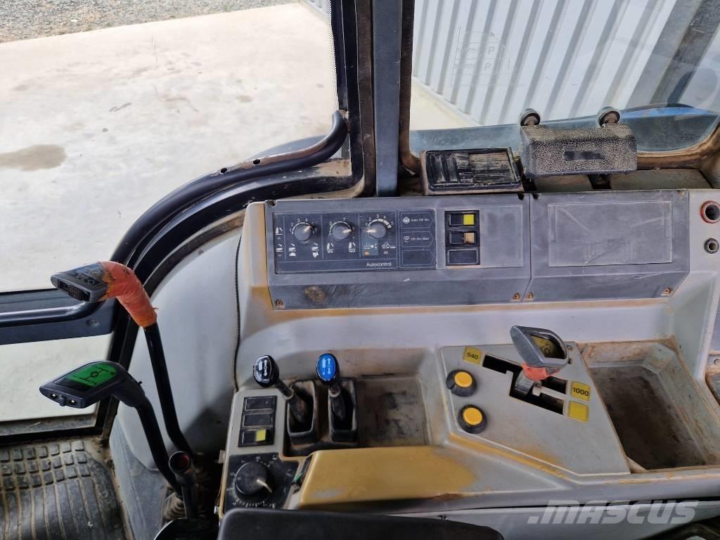Valtra VALMET 6300 Tratores Agrícolas usados