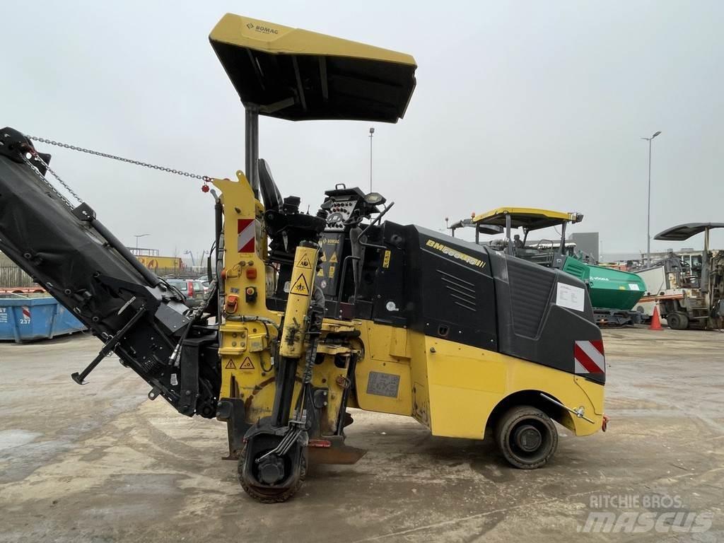 Bomag BM 500/15-2 Fresadoras de asfalto