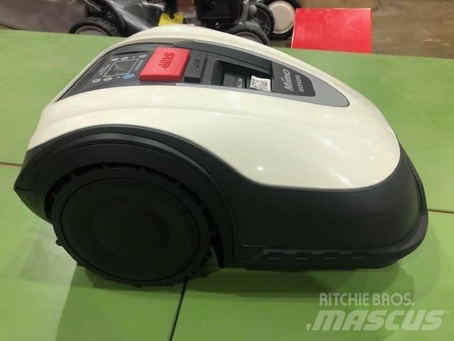 Honda HRM40 E Corta-Relvas Robóticos