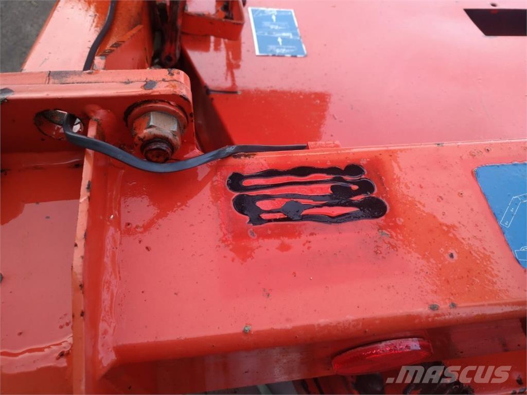 Kuhn GMD 802 F Gadanheiras-Condicionadoras