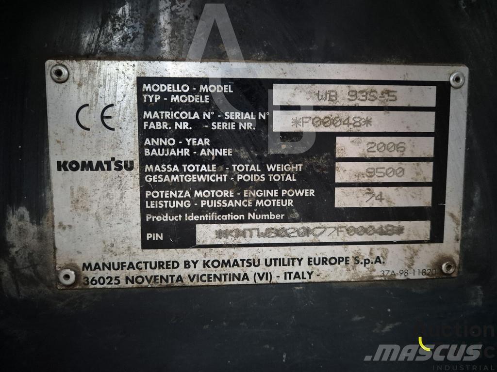Komatsu WB93S-5 Retroescavadoras