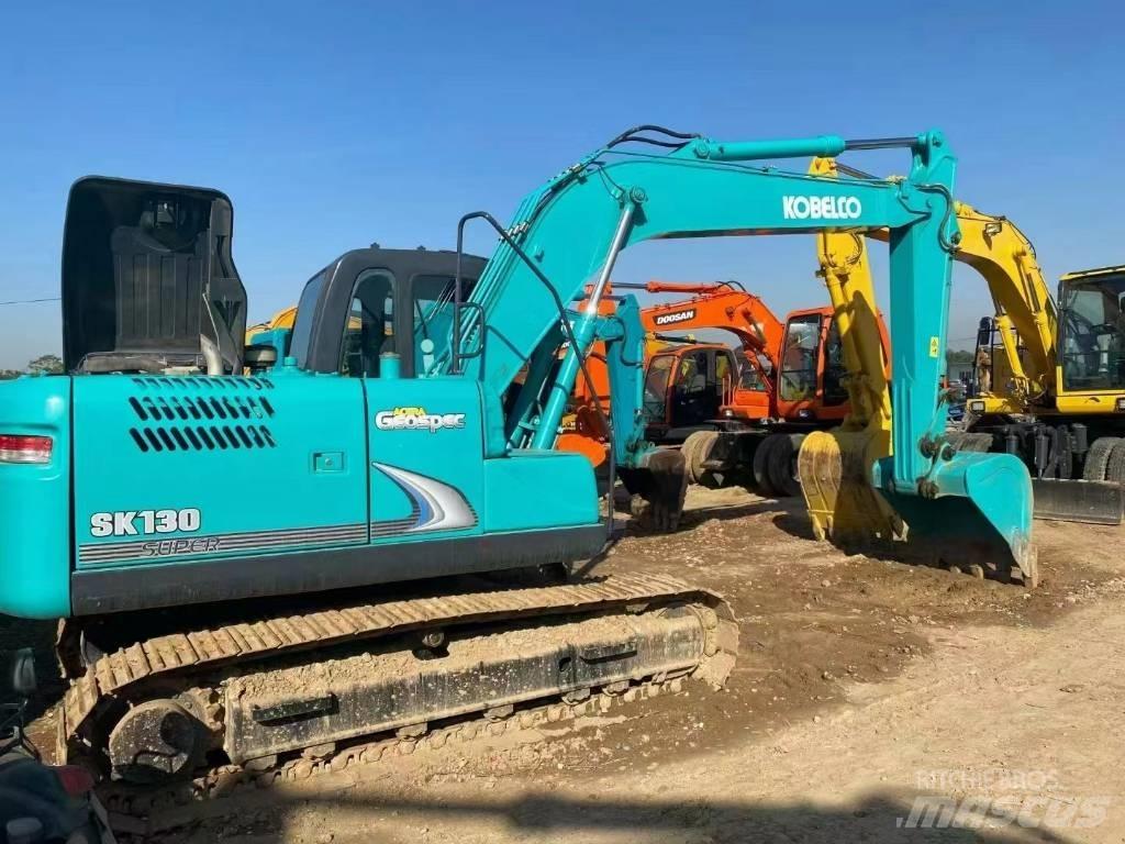 Kobelco SK 130 Escavadoras de rastos