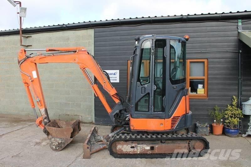 Hitachi ZX 30 U Mini Escavadoras <7t