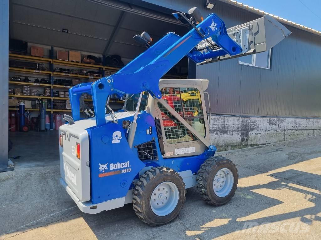 Bobcat S570 Carregadoras de direcção deslizante