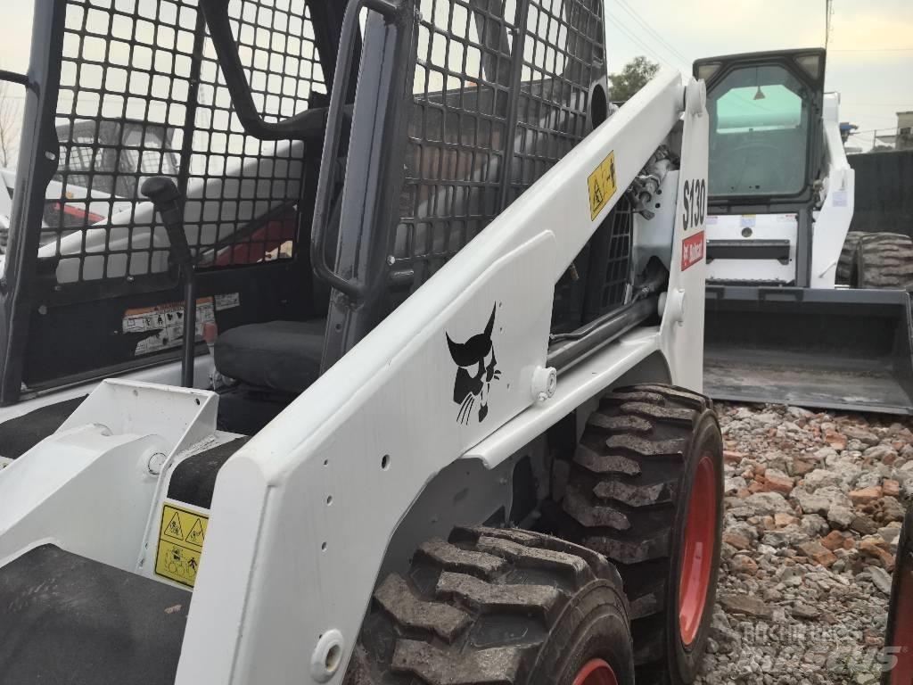Bobcat S 130 Carregadoras de direcção deslizante