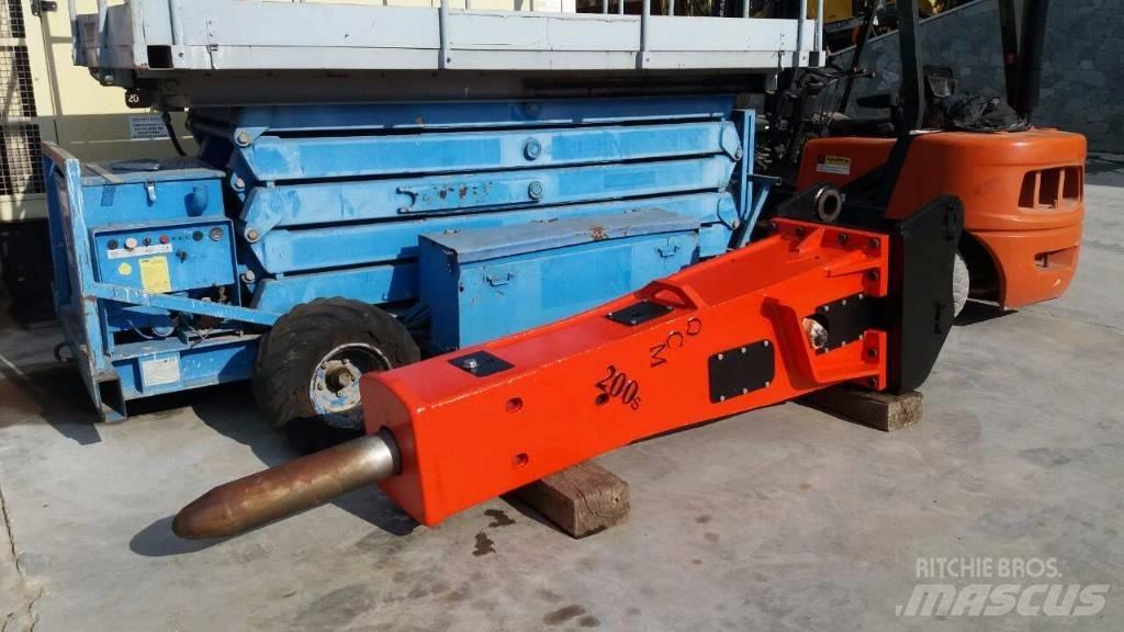 OCM 200s Martelos Hidráulicos
