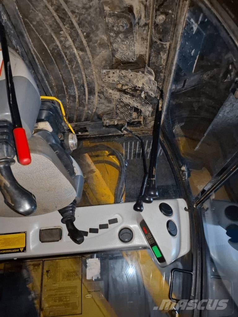 JCB JZ 70 Escavadoras Midi 7t - 12t