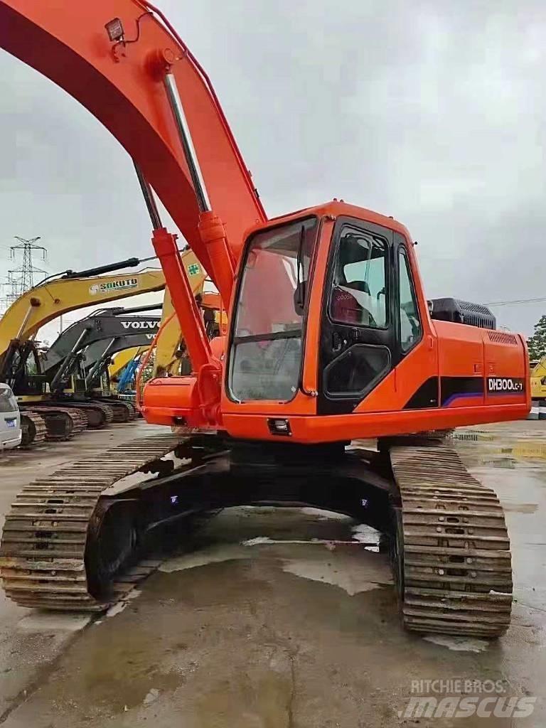 Doosan 300 Escavadoras de rastos