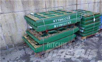 Metso C96 Jaws Peças de substituição de equipamento de resíduos, reciclagem e pedreiras