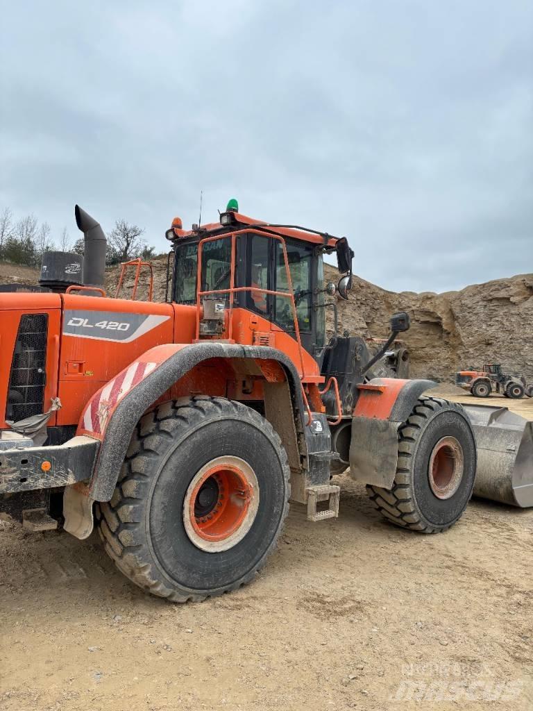 Doosan DL 420-5 Pás carregadoras de rodas