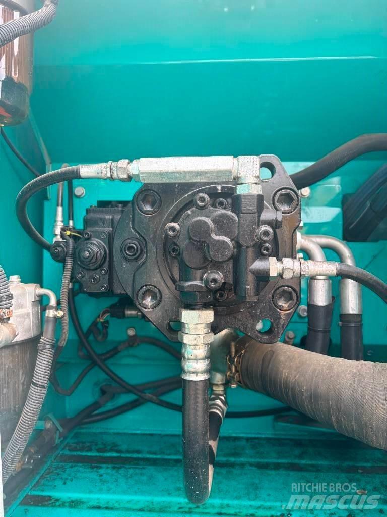 Kobelco SK 210 Escavadoras de rastos