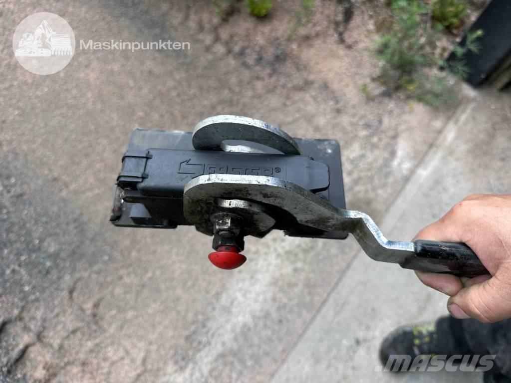 Ljungby L 20 Pás carregadoras de rodas