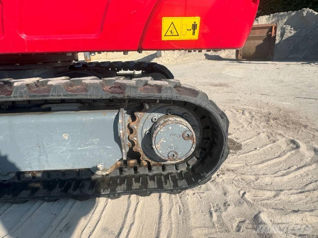 Takeuchi TB 216 Mini Escavadoras <7t
