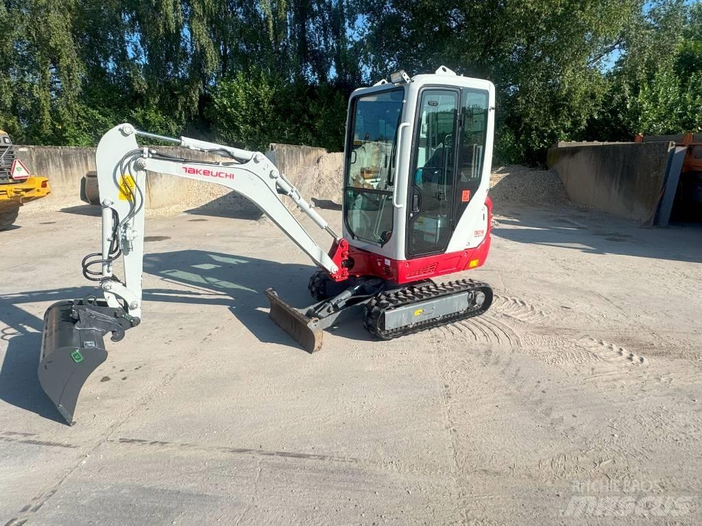 Takeuchi TB 216 Mini Escavadoras <7t