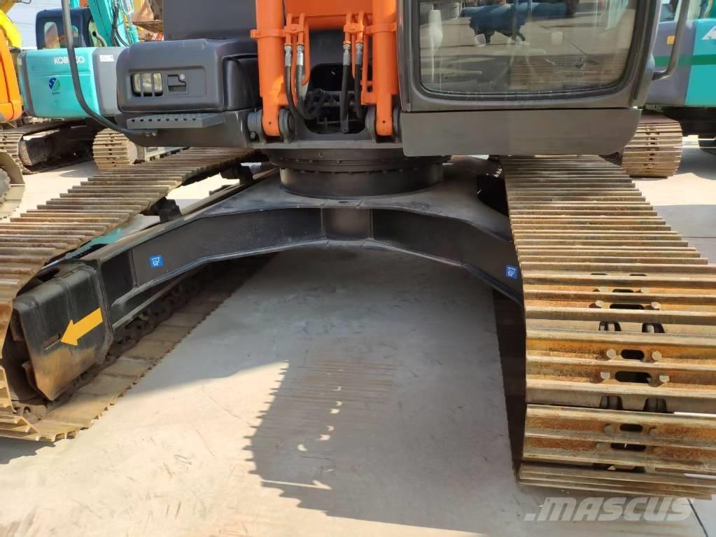 Hitachi Zaxis 210 Escavadoras de rastos
