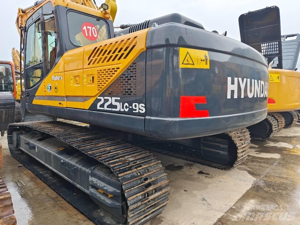 Hyundai R225LC-9S Escavadoras de rastos