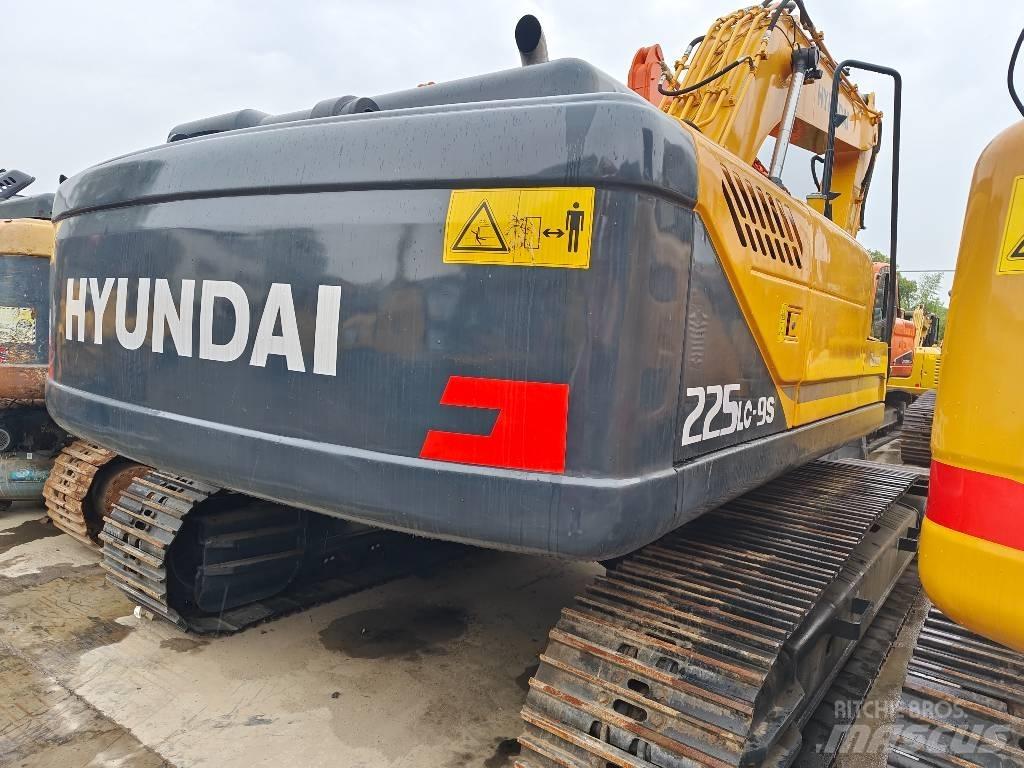 Hyundai R225LC-9S Escavadoras de rastos