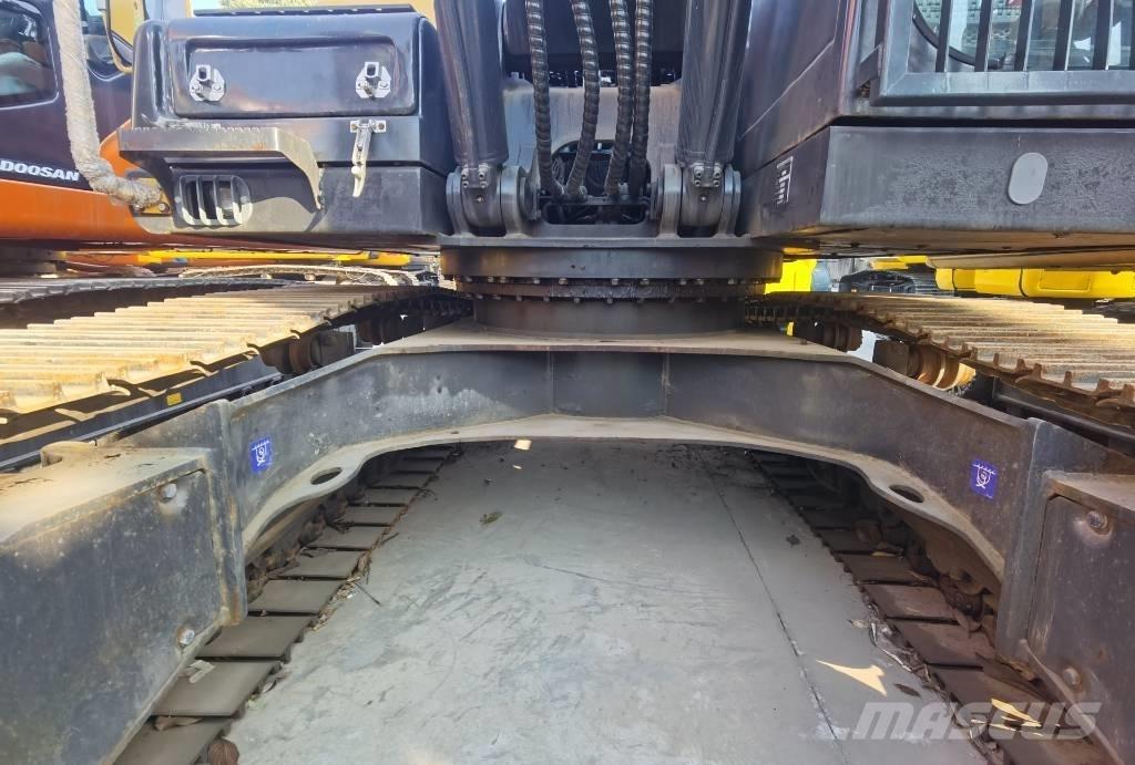 Volvo EC 220 DL Escavadoras de rastos