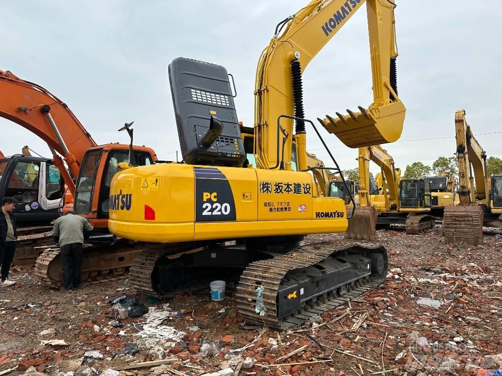 Komatsu PC 220-8M0 Escavadoras de rastos