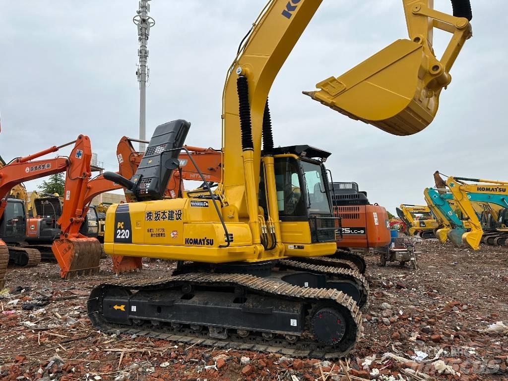 Komatsu PC 220-8M0 Escavadoras de rastos