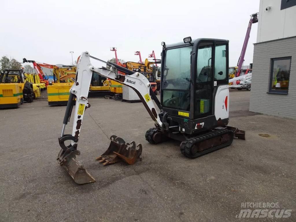 Bobcat E19 Mini Escavadoras <7t