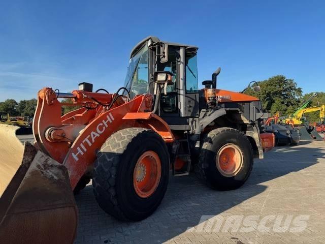 Hitachi ZW 180 Pás carregadoras de rodas