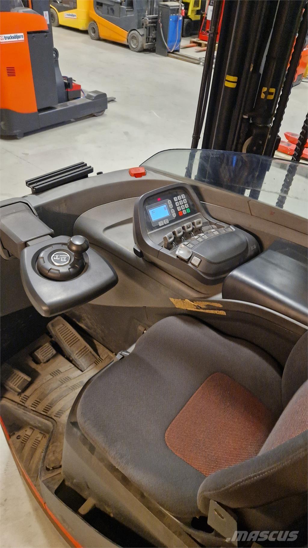 BT RRE160E Empilhadores Elevadores