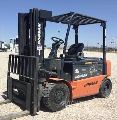 Doosan B40 X-5 Empilhadores eléctricos
