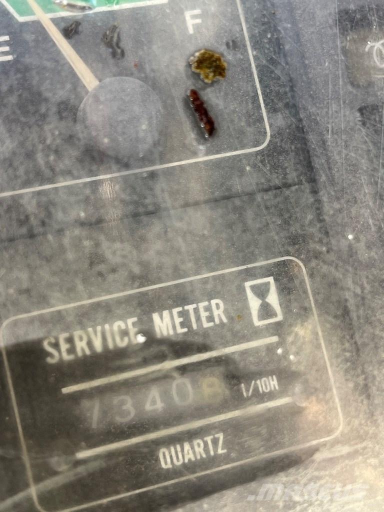 Hitachi EX 200-1 Escavadoras de rastos