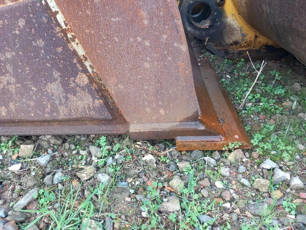 Komatsu WA480-8 Baldes