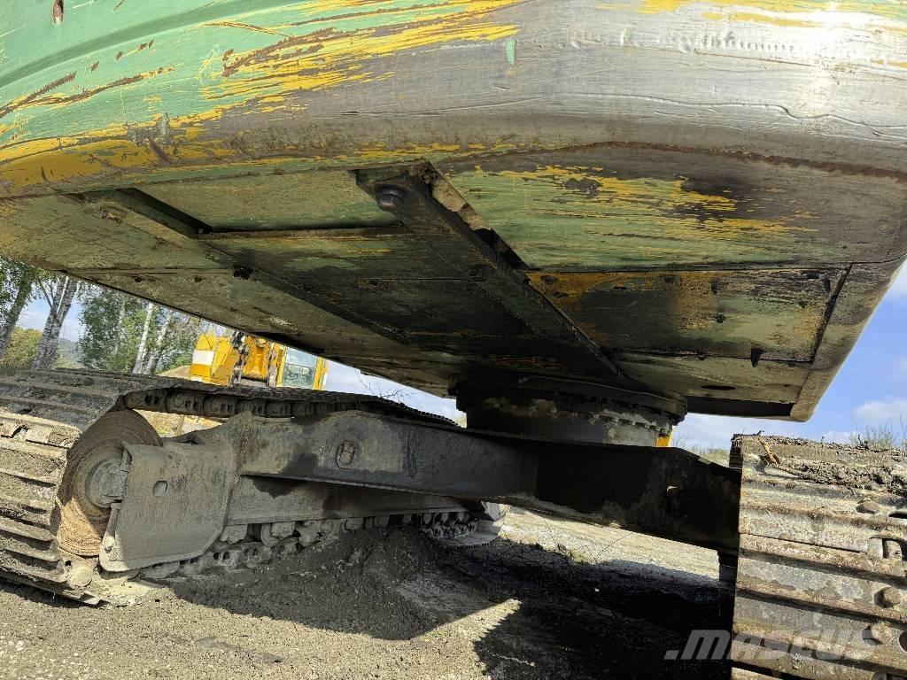 Komatsu PC 240 NLC-8 Escavadoras de rastos