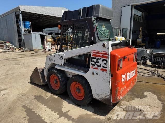 Bobcat 553 Carregadoras de direcção deslizante