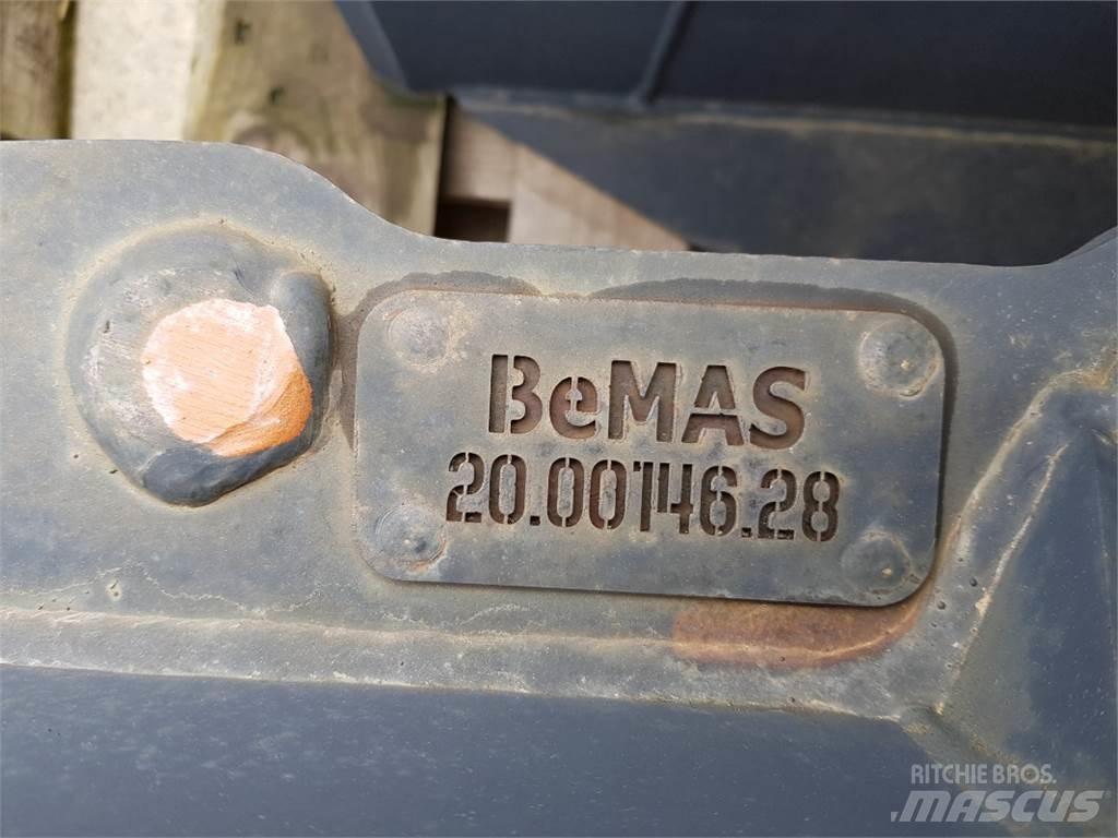 TL 500 SW010 Acessórios Retroescavadoras