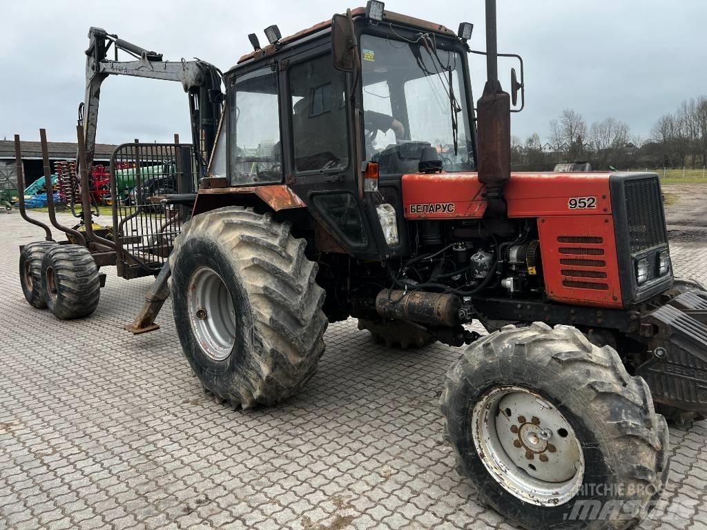 MTZ 952 Tractores florestais