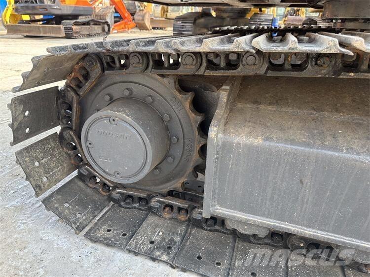 Doosan DX75 Escavadoras de rastos