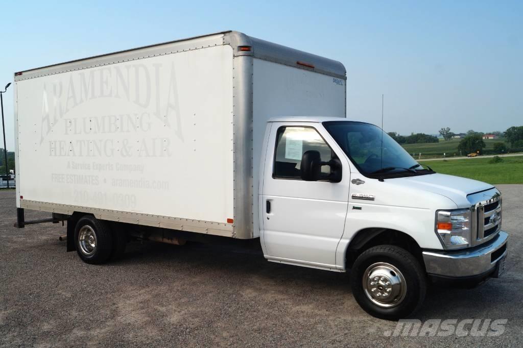 Ford E 350 SD Camiões de caixa fechada