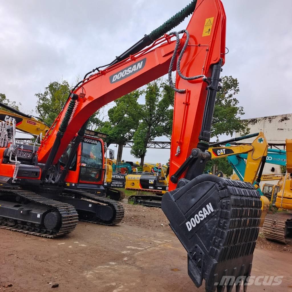 Doosan DX 300LC-9C Escavadoras de rastos