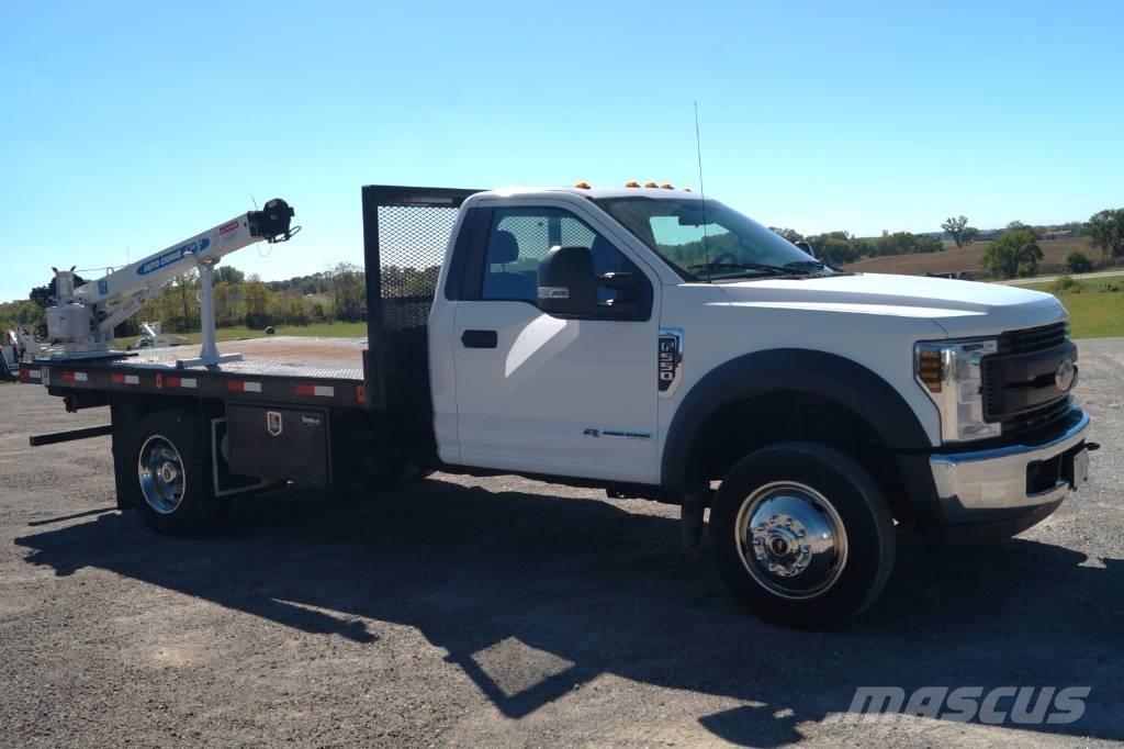 Ford F 550 XL SD Camiões grua