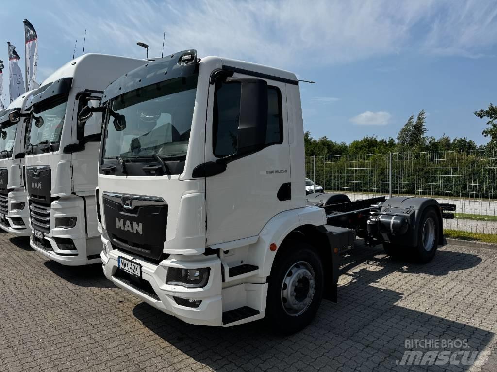 MAN TGM 18.250 Camiões de chassis e cabine