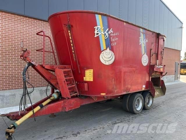 Peecon 26M³ Alimentadores de misturadoras