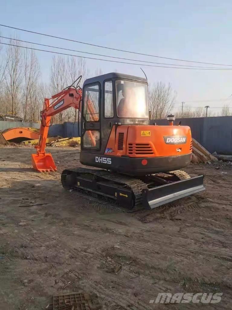 Doosan DH55 Mini Escavadoras <7t