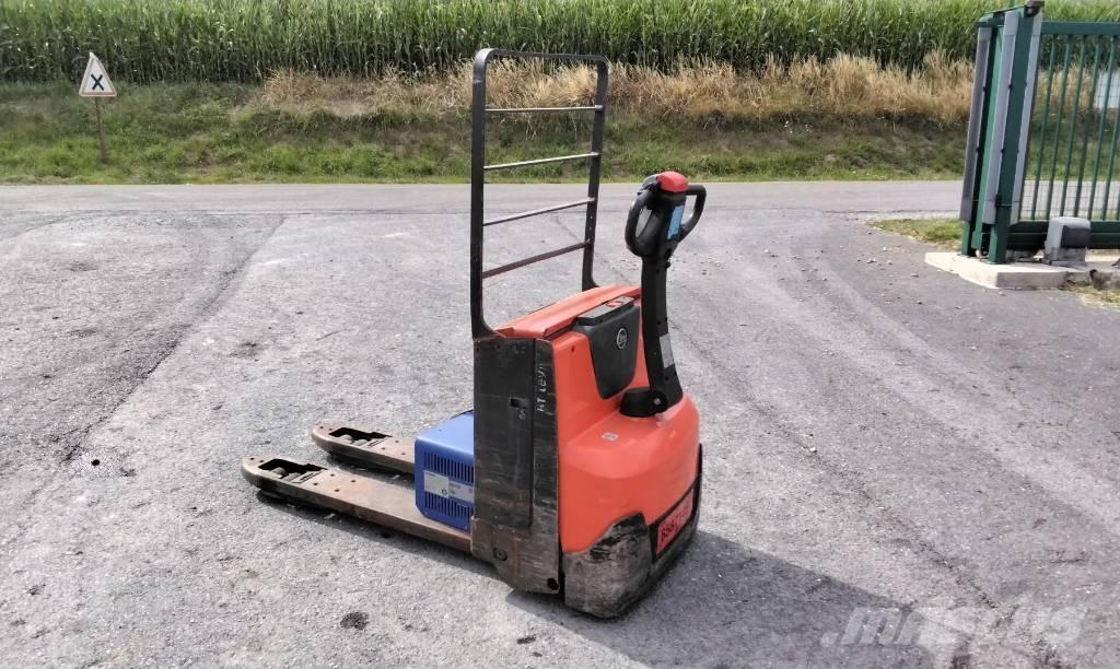 Toyota LWE 180 Porta palettes