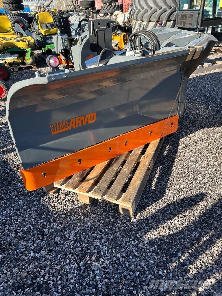 Fjärås 325 vikplog Alisador de neve